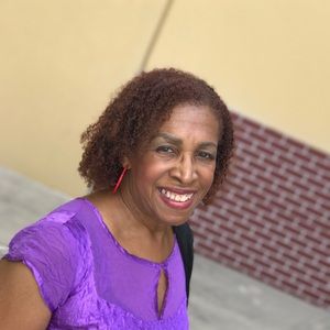 Meet your Posher, Corliss